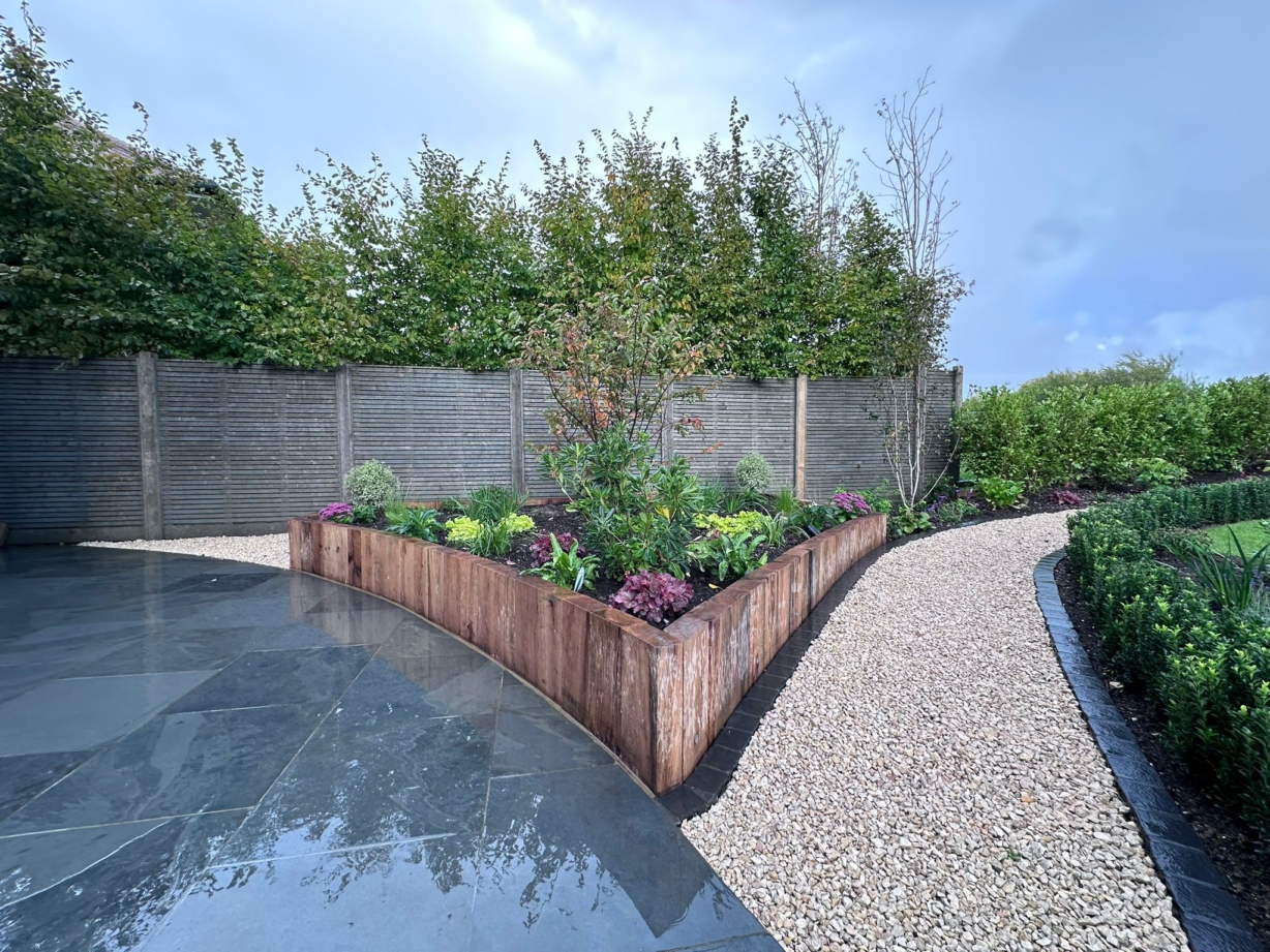 Landscape gardening in Surrey - Executive Gardens